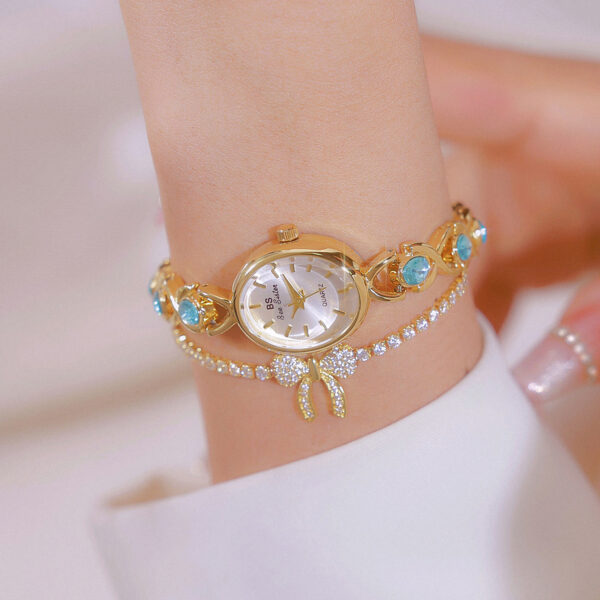 Oval Ice Crushing Glacier Sapphire Small Light Luxury Watch - Image 3