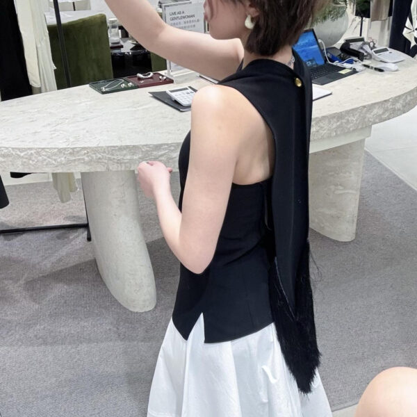 Black Sleeveless White Shirt Skirt Suit Women's Casual - Image 3