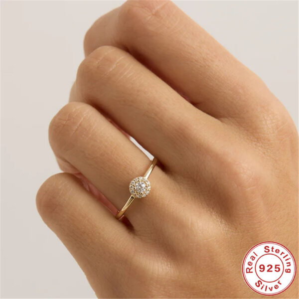 Wind Rounded Corner Moissanite Ring 18K Gold - Image 8