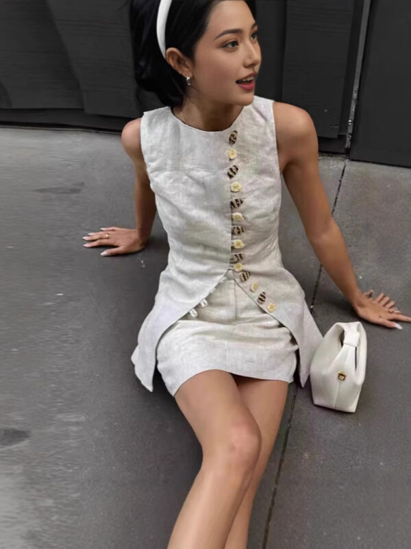 Round Neck Breasted Vest Skirt Outfit - Image 5
