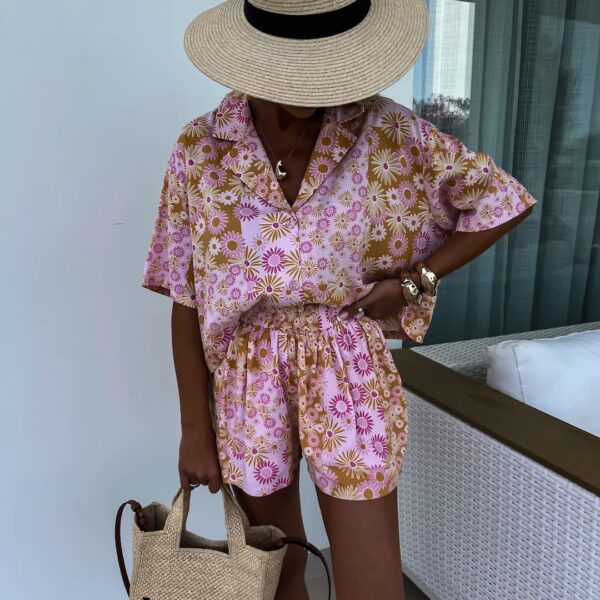 Female Suit Collar Short-sleeved Shorts Two-piece Suit Fashion Printed Casual - Image 4