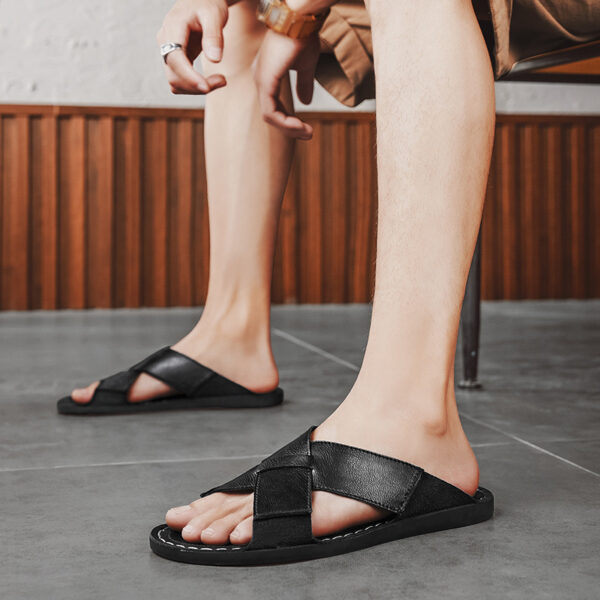 Summer New Genuine Leather Men's Breathable Casual Slip-on Beach Sandals - Image 3