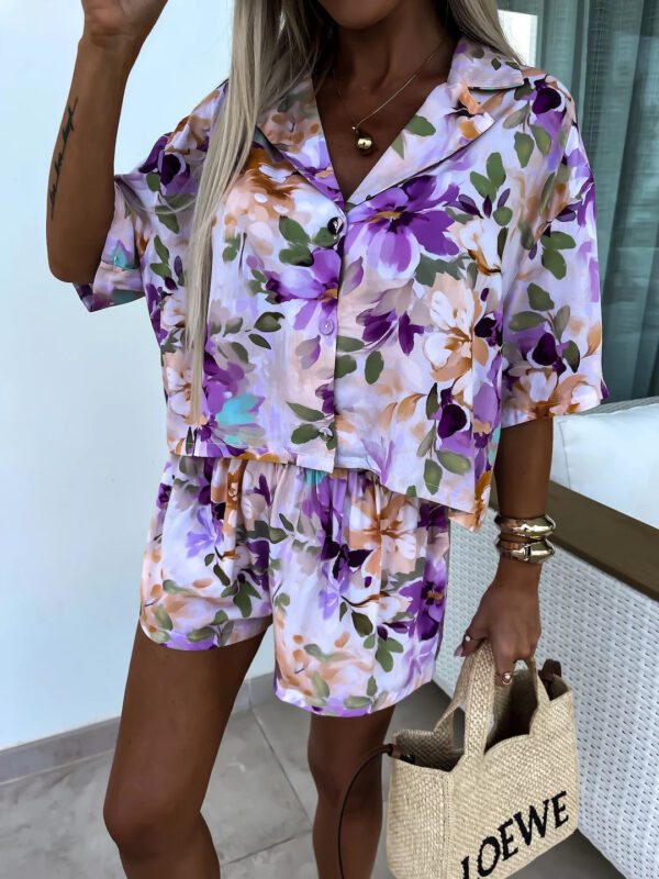 Female Suit Collar Short-sleeved Shorts Two-piece Suit Fashion Printed Casual - Image 3